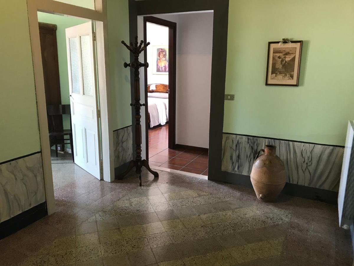 B&B Casa Baronale Castelsaraceno Esterno foto